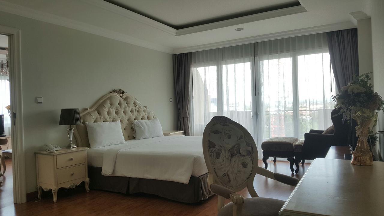 Lk Noble Suite Pattaya Buitenkant foto