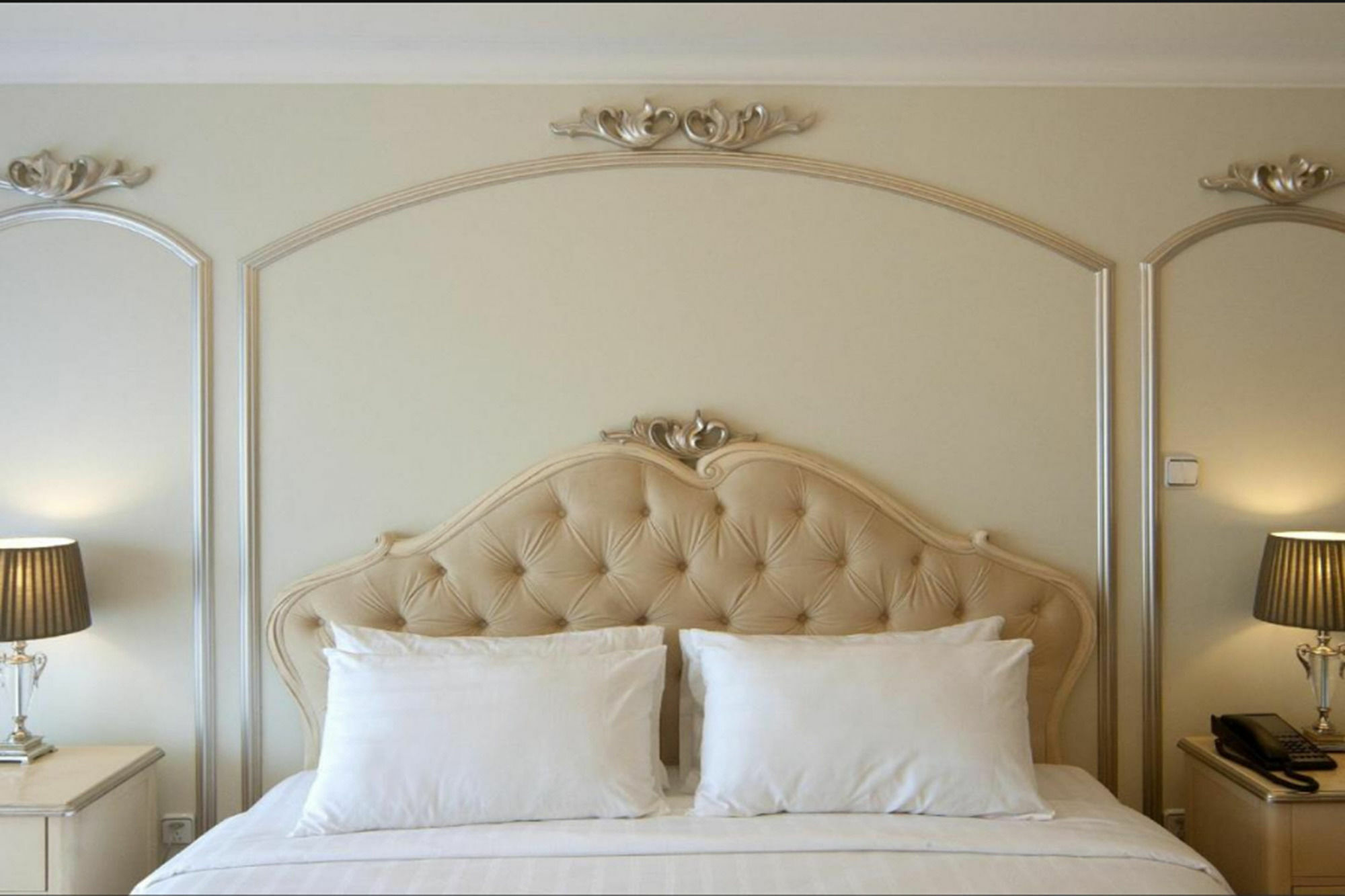 Lk Noble Suite Pattaya Buitenkant foto
