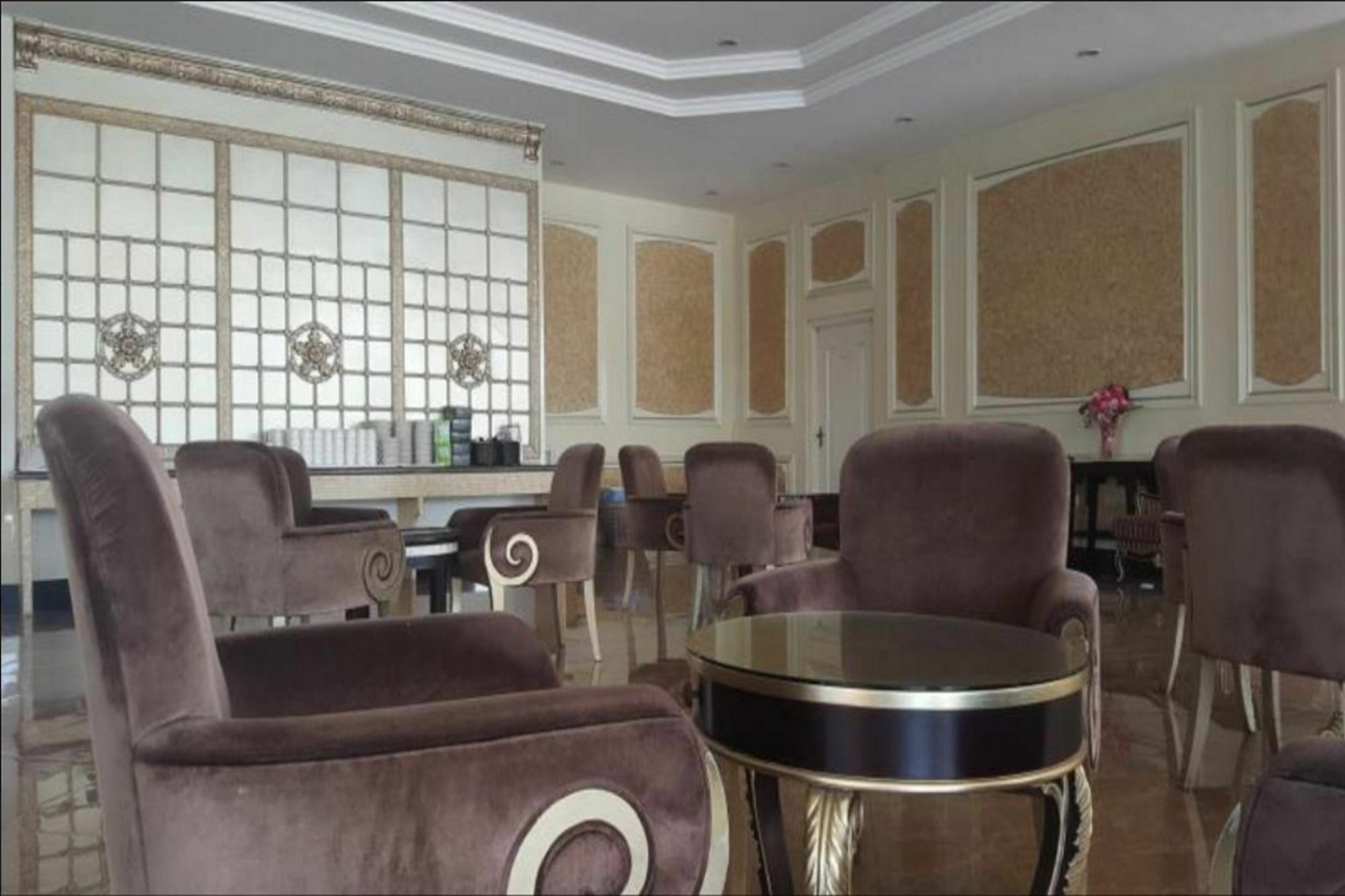 Lk Noble Suite Pattaya Buitenkant foto